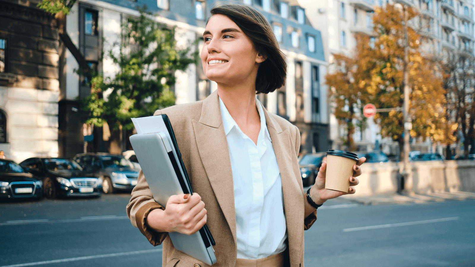 Hiringbe Mujer empoderada y exitosa